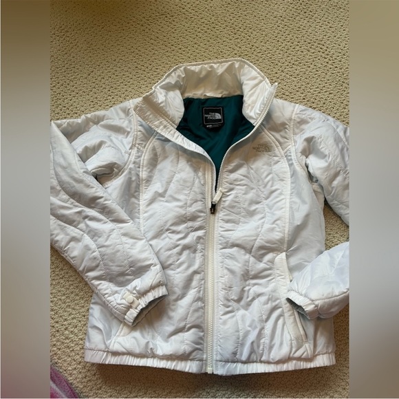 The North Face Quilted Fill Zip Puffer Jacket/Coat - Picture 3 of 9